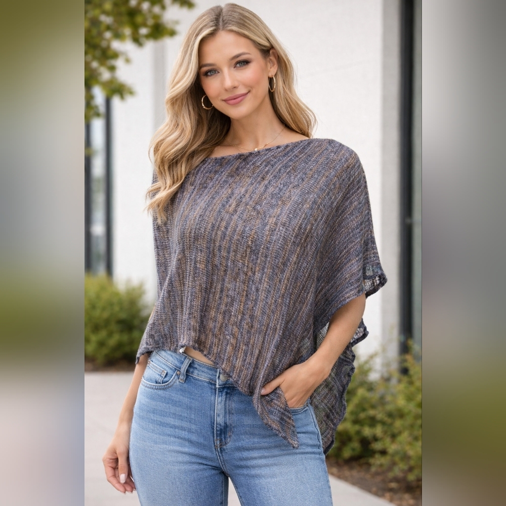 Elegant Blue Knit Shawl
